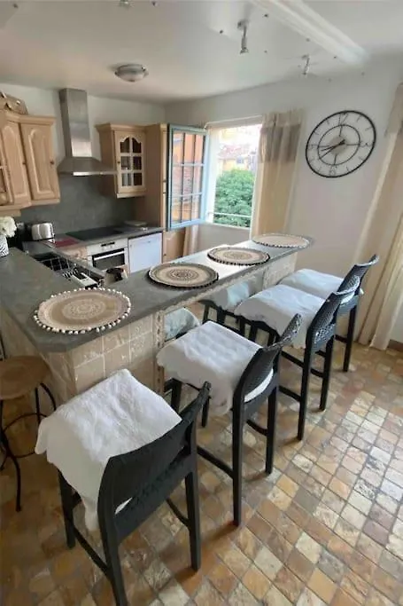 Apartman Grasse : Centre Ville Superbe Appartement 2 Chambres